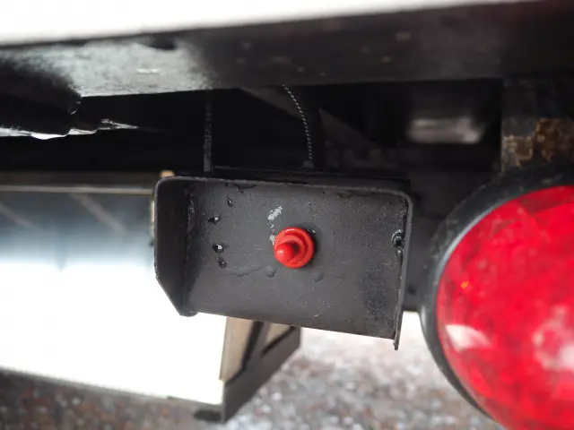 いすゞ フォワード QKG-FVZ34U2(6x4)の写真38