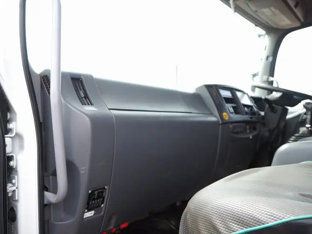 いすゞ フォワード QKG-FVZ34U2(6x4)の写真46
