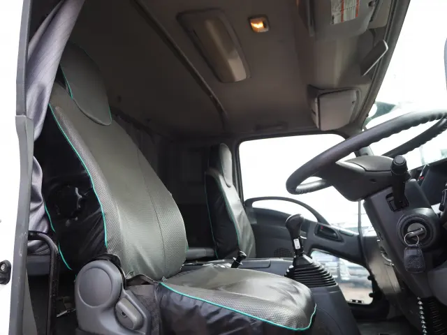 いすゞ フォワード QKG-FVZ34U2(6x4)の写真48