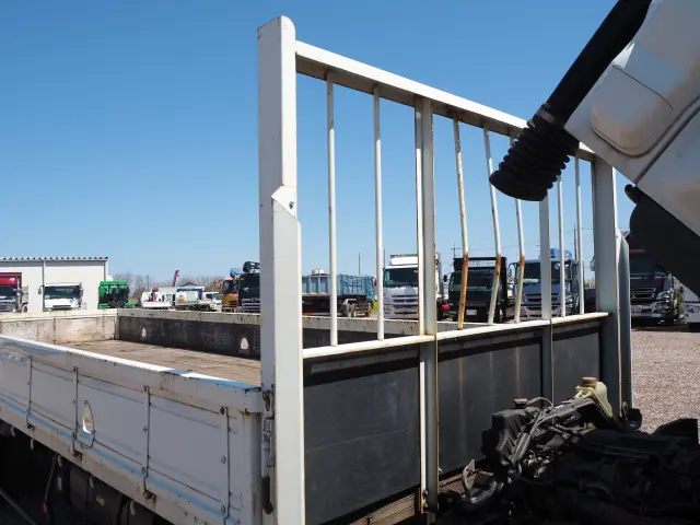 三菱 キャンター 2PG-FED90(2WD)の写真10