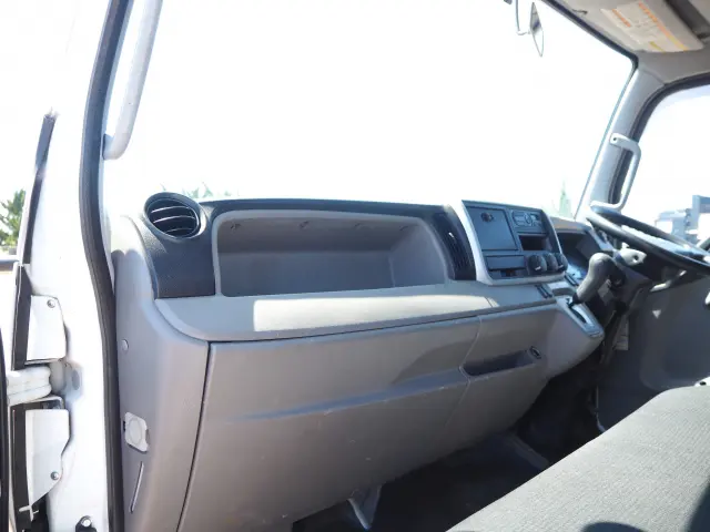 三菱 キャンター 2PG-FED90(2WD)の写真35