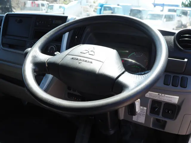 三菱 キャンター 2PG-FED90(2WD)の写真41