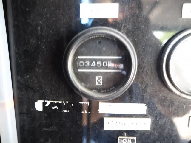 いすゞ エルフ PB-NKR81AN(2WD)の写真26