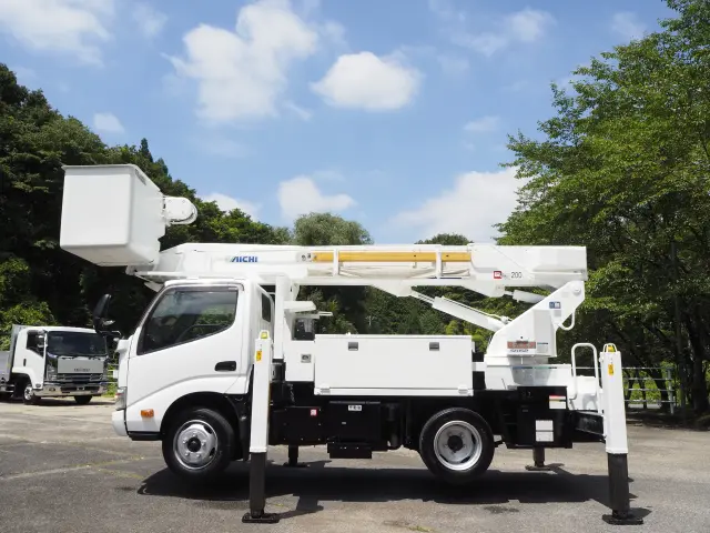 日野 デュトロ TKG-XZU600X(2WD)の写真2