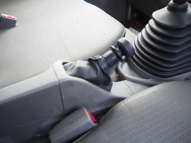 日野 デュトロ TKG-XZU600X(2WD)の写真48