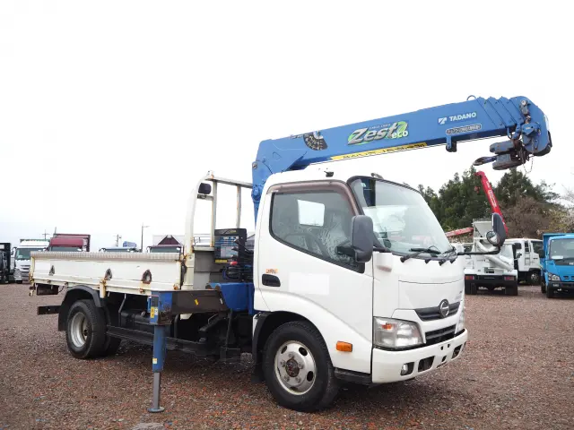 日野 デュトロ TKG-XZU695M(4WD)の写真7