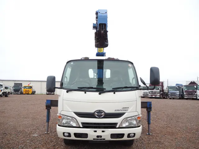 日野 デュトロ TKG-XZU695M(4WD)の写真8