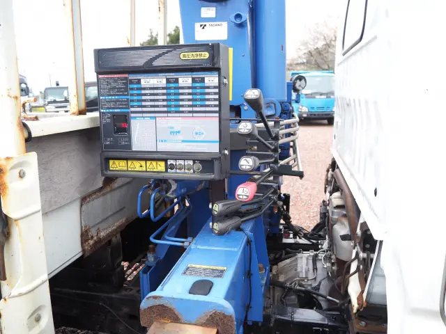 日野 デュトロ TKG-XZU695M(4WD)の写真10