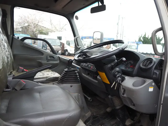 日野 デュトロ TKG-XZU695M(4WD)の写真41