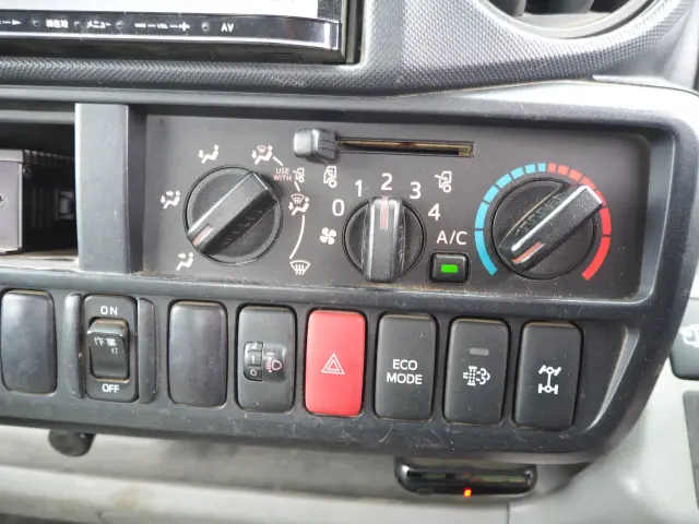 日野 デュトロ TKG-XZU695M(4WD)の写真46