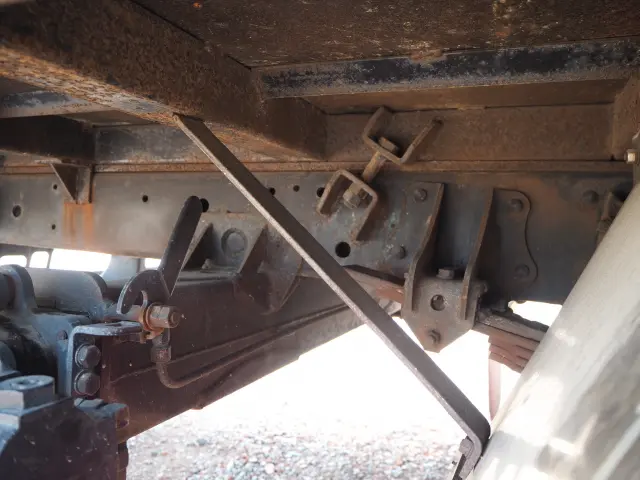 日野 レンジャー ADG-FE8JLWA(2WD)の写真27