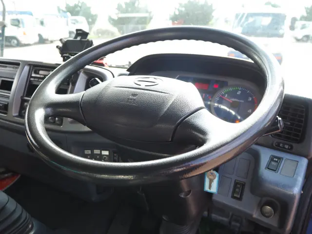 日野 レンジャー ADG-FE8JLWA(2WD)の写真46