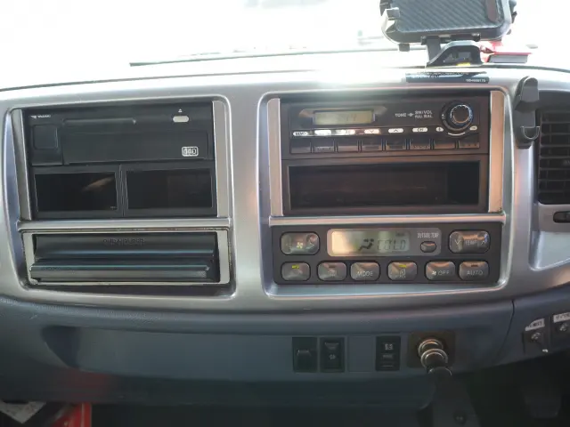 日野 レンジャー ADG-FE8JLWA(2WD)の写真48