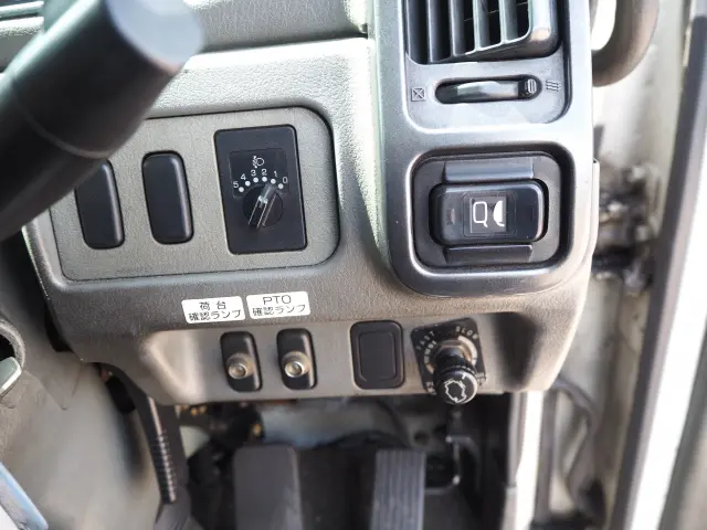 三菱 ファイター KK-FK71HJ(2WD)の写真48