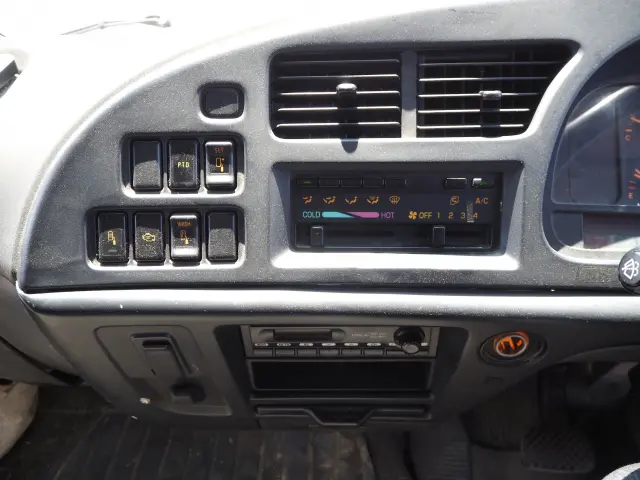 いすゞ フォワード PJ-FSR34H4(2WD)の写真45