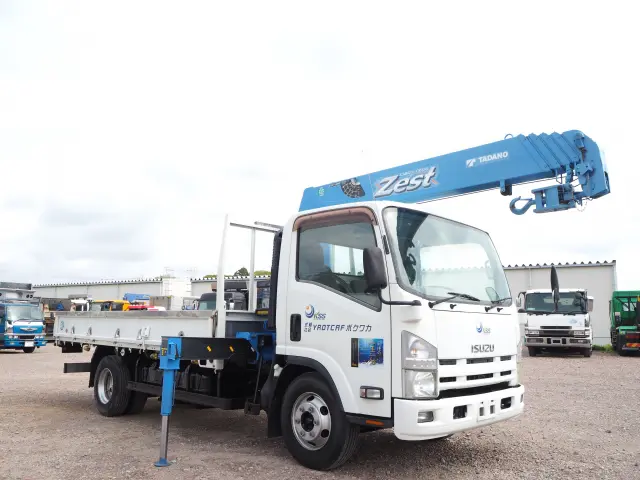 いすゞ エルフ 4HK1(2WD)の写真7