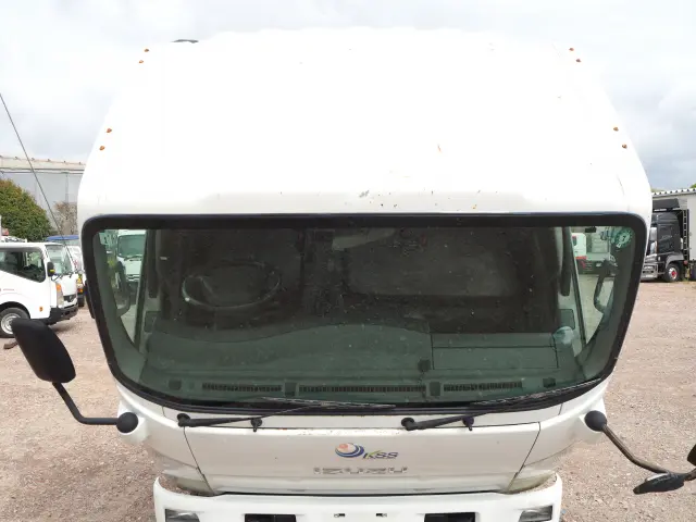 いすゞ エルフ 4HK1(2WD)の写真16