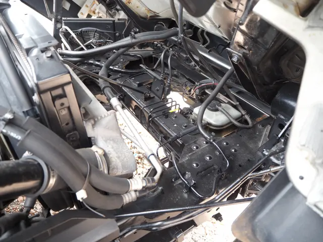 いすゞ エルフ 4HK1(2WD)の写真20