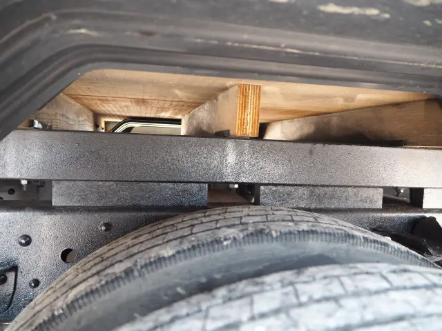 いすゞ エルフ 4HK1(2WD)の写真29