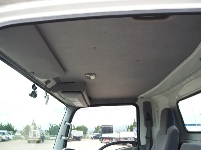 いすゞ エルフ 4HK1(2WD)の写真39