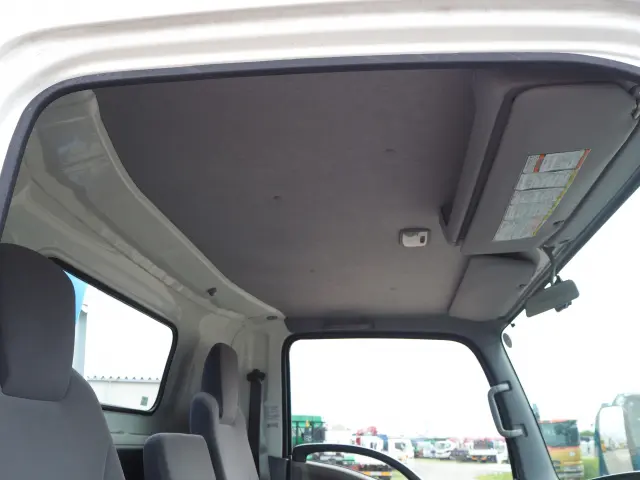 いすゞ エルフ 4HK1(2WD)の写真42