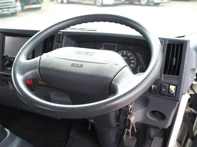 いすゞ エルフ 4HK1(2WD)の写真44