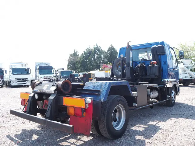 三菱 ファイター PA-FK61F(2WD)の写真5