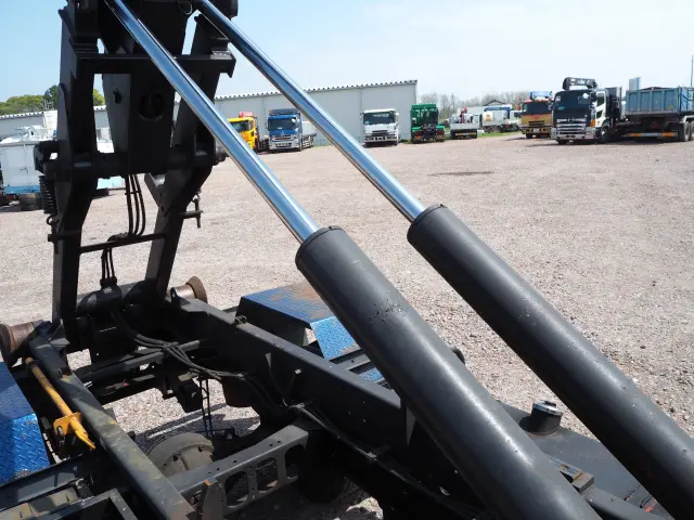 三菱 ファイター PA-FK61F(2WD)の写真16