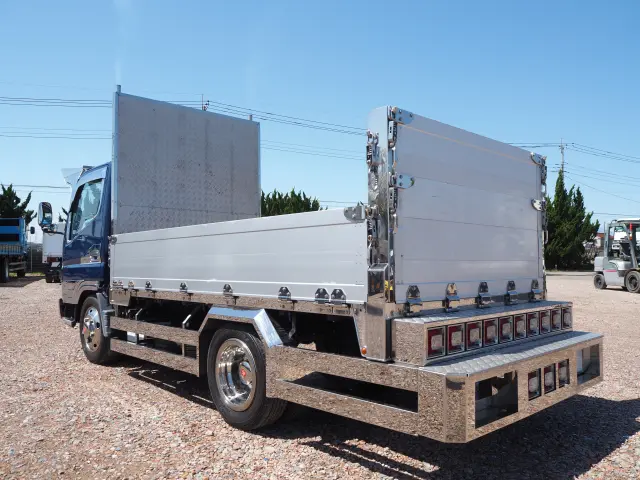 三菱 キャンター KK-FE70EB(2WD)の写真3