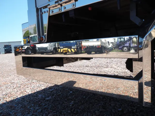 三菱 キャンター KK-FE70EB(2WD)の写真19