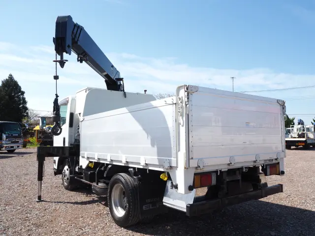 いすゞ エルフ TKG-NMS85AN(4WD)の写真3