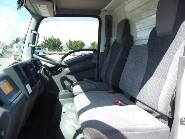 いすゞ エルフ TKG-NMS85AN(4WD)の写真40