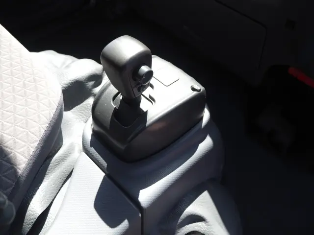 いすゞ エルフ TKG-NMS85AN(4WD)の写真43