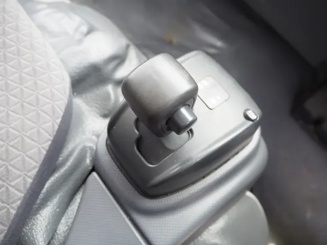 いすゞ エルフ TKG-NMS85AN(4WD)の写真46