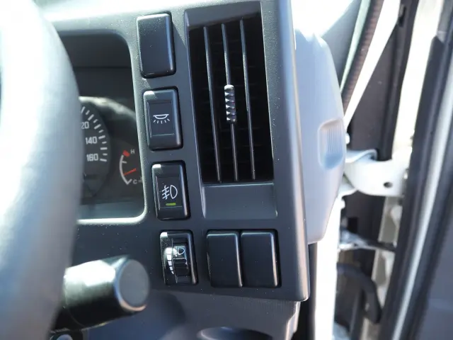 いすゞ エルフ TKG-NMS85AN(4WD)の写真49