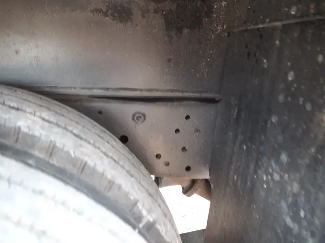 いすゞ エルフ BKG-NKR85AN(2WD)の写真20