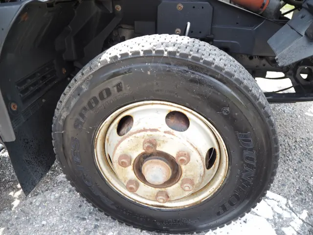 いすゞ フォワード TKG-FRR90S1(2WD)の写真10