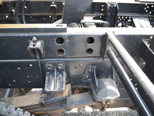 いすゞ フォワード TKG-FRR90S1(2WD)の写真22