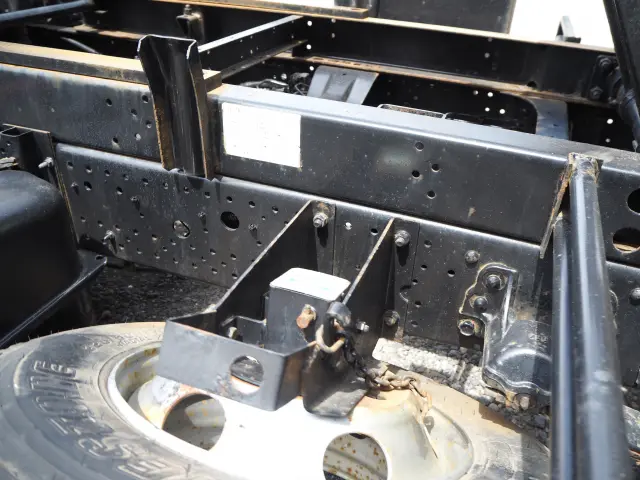 いすゞ フォワード TKG-FRR90S1(2WD)の写真31