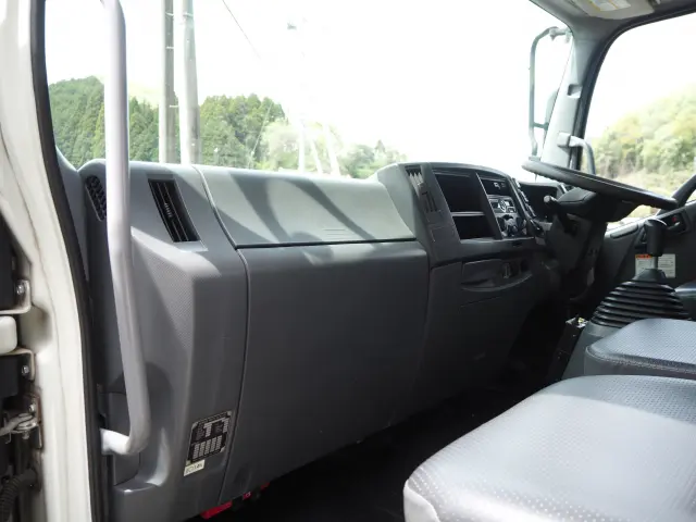 いすゞ フォワード TKG-FRR90S1(2WD)の写真40