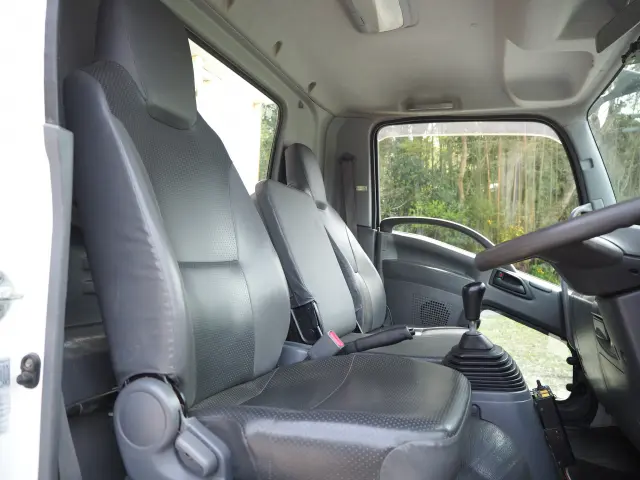 いすゞ フォワード TKG-FRR90S1(2WD)の写真43