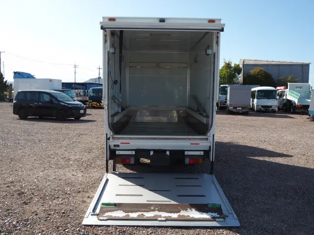 日野 デュトロ TKG-XZC605M(2WD)の写真17