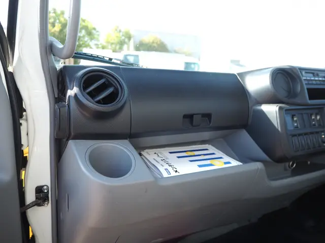 日野 デュトロ TKG-XZC605M(2WD)の写真36