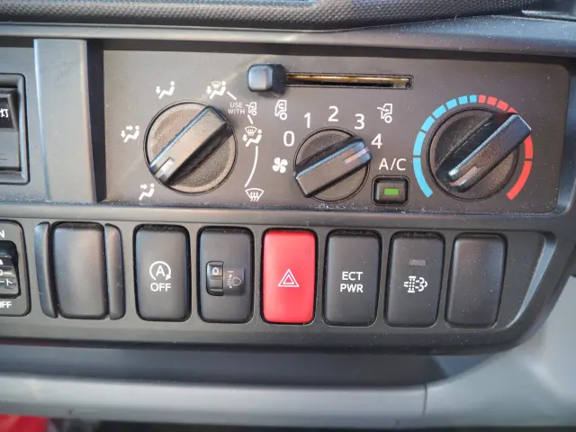 日野 デュトロ TKG-XZC605M(2WD)の写真46