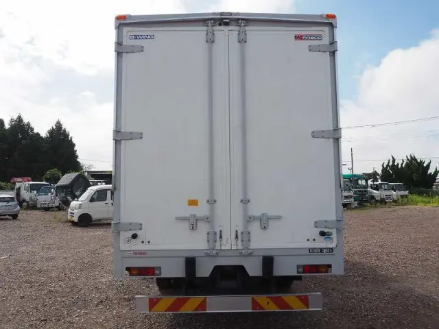 三菱 キャンター 2PG-FED90(2WD)の写真4