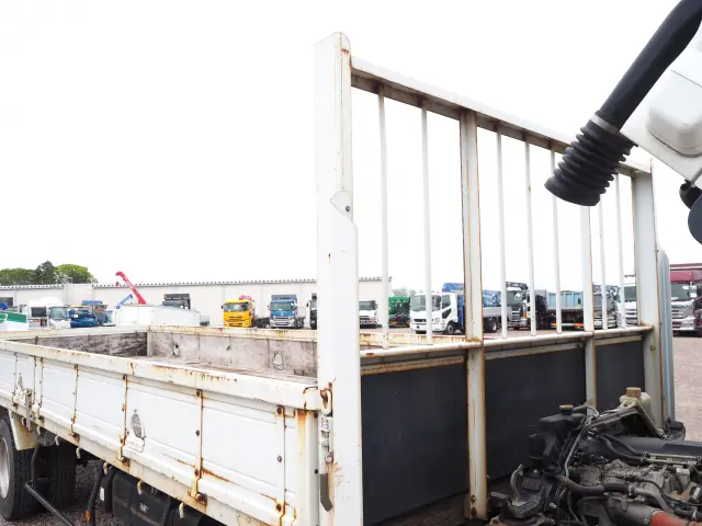 三菱 キャンター 2PG-FED90(2WD)の写真10