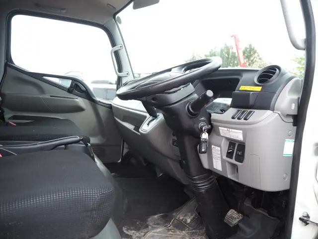 三菱 キャンター 2PG-FED90(2WD)の写真42