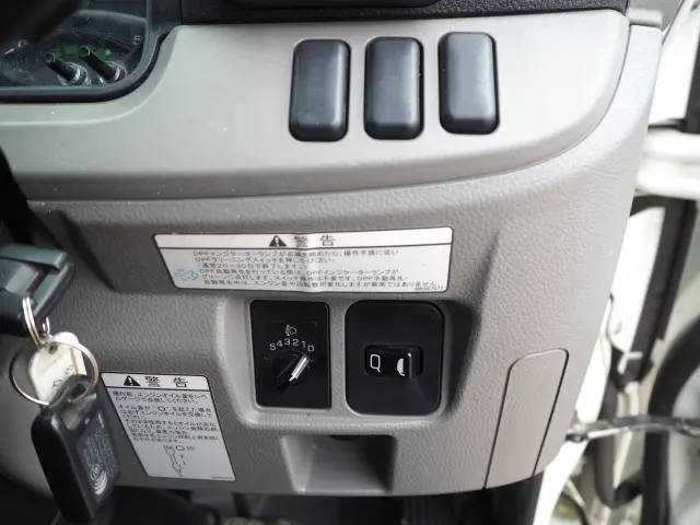 三菱 キャンター 2PG-FED90(2WD)の写真44
