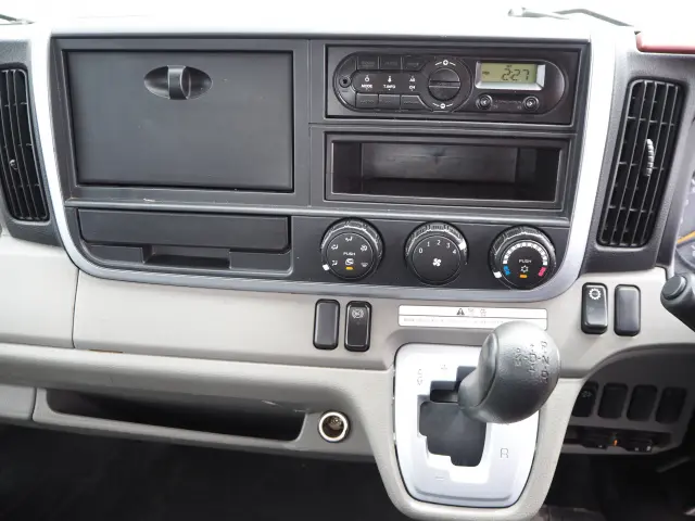 三菱 キャンター 2PG-FED90(2WD)の写真45