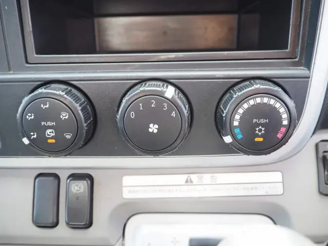三菱 キャンター 2PG-FED90(2WD)の写真45